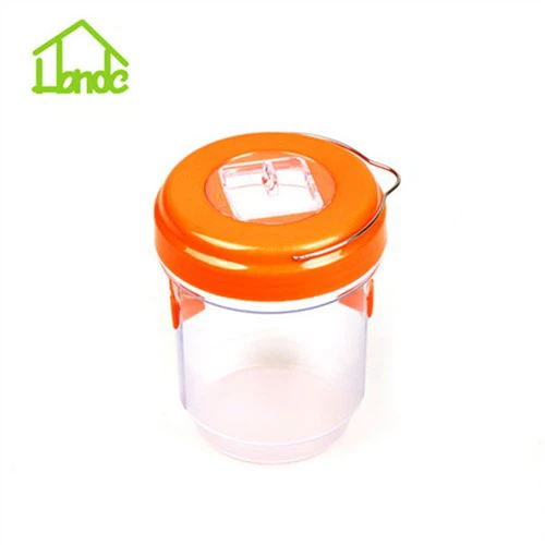 Bẫy ong bắp cày bằng nhựa